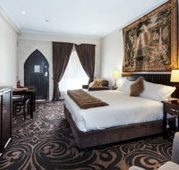 Castle Suites - Kryal Castle - Accommodation Noosa
