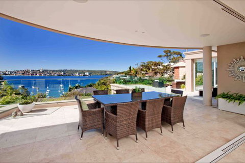 Deep Blue - Accommodation Noosa 2