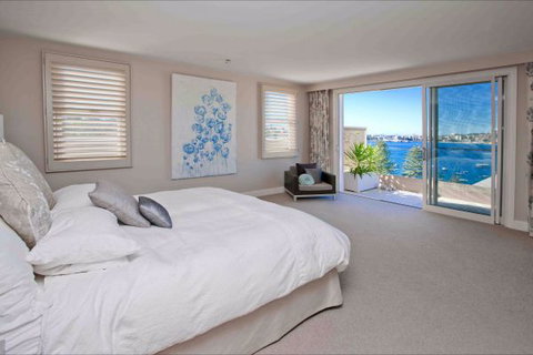 Deep Blue - Accommodation Noosa 7