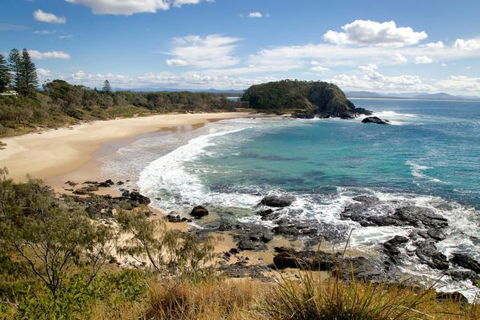 Headlands Beach House - Accommodation Noosa 0