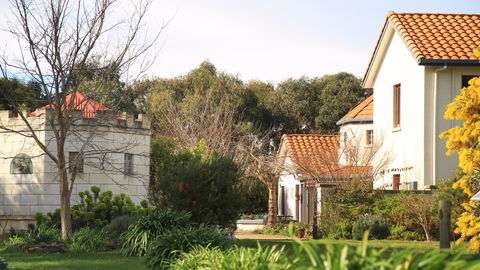 Villa Mont Boutique BnB - Accommodation Noosa 0