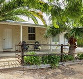 Milk Honey House - Accommodation Noosa