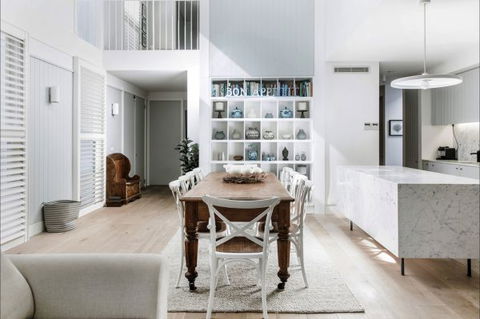 Luxico - Pearce Street - Accommodation Noosa 2