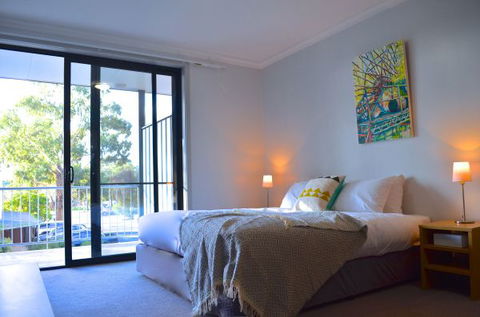 Mansfield Apartments - Accommodation Noosa 0