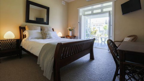 Merewether Beach House B And B - Accommodation Noosa 1