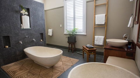 Merewether Beach House B And B - Accommodation Noosa 2