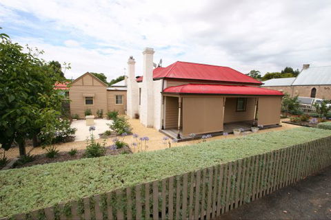 Shurdingtons Cottage - Accommodation Noosa 6