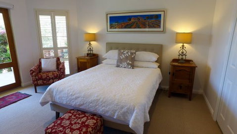 The Ridge Retreat Mollymook - Accommodation Noosa 2