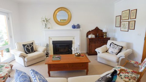 The Ridge Retreat Mollymook - Accommodation Noosa 3