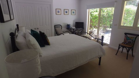 The Ridge Retreat Mollymook - Accommodation Noosa 5