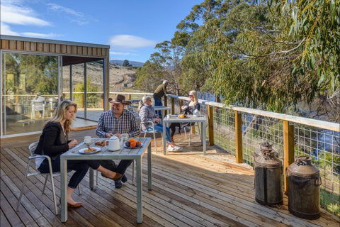 Truffle Lodge - Accommodation Noosa 6