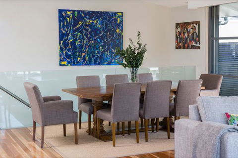 Trumper Loft - Accommodation Noosa 2