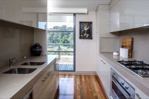 Trumper Loft - Accommodation Noosa 3