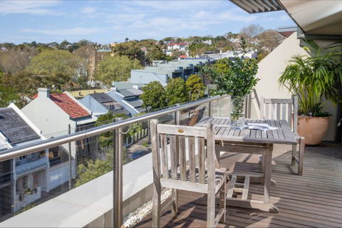Trumper Loft - Accommodation Noosa 4