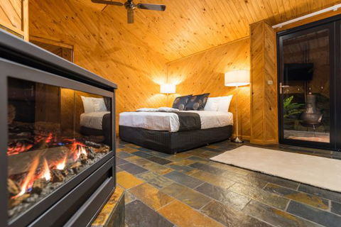Waterfall Springs Retreat And Wildlife Sanctuary - Accommodation Noosa 4