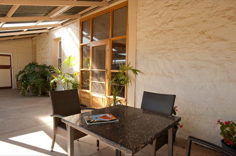 Black Jack Get-A-Way - Nana's Home - Accommodation Noosa 0