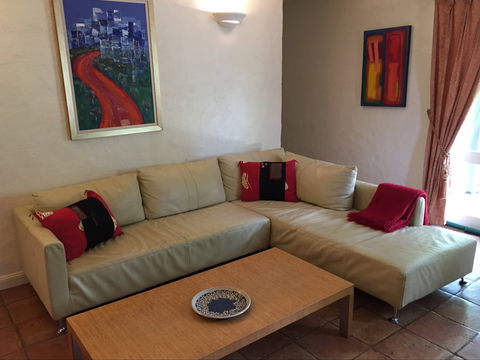 Dennis Cottage - Accommodation Noosa 0