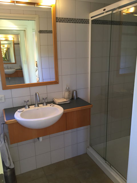 Dennis Cottage - Accommodation Noosa 4