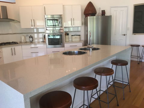 Kangaroo Hollow Preston Beach - Accommodation Noosa 2