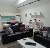 Studio One Accommodation - Accommodation Noosa