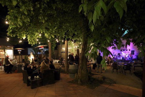 The Delatite Hotel - Accommodation Noosa 4