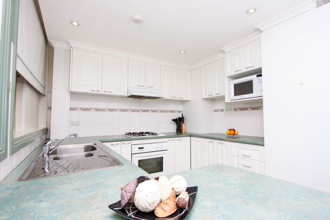 Canberra Short Term And Holiday Accommodation - Accommodation Noosa 4
