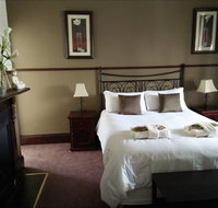 Duke of Cornwall Inn - Accommodation Noosa