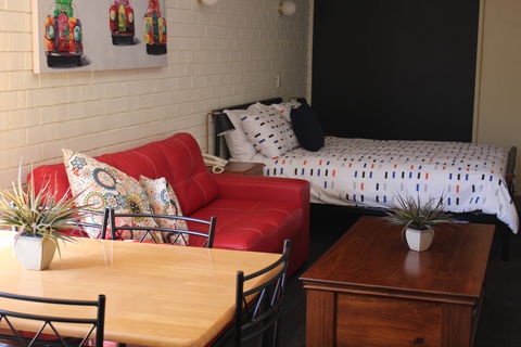 Esk Wivenhoe Motor Inn - Accommodation Noosa 0