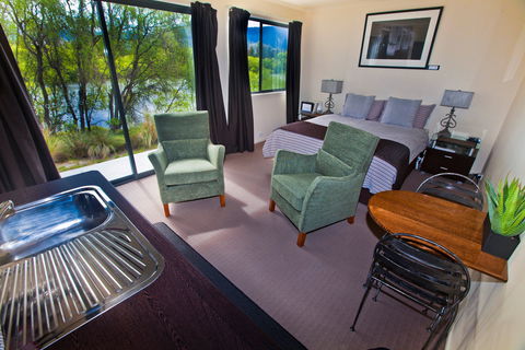 Shingles Riverside Cottages - The - Accommodation Noosa 4
