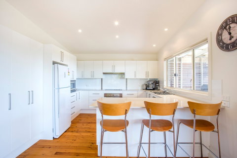Stylishly Modern - Accommodation Noosa 1