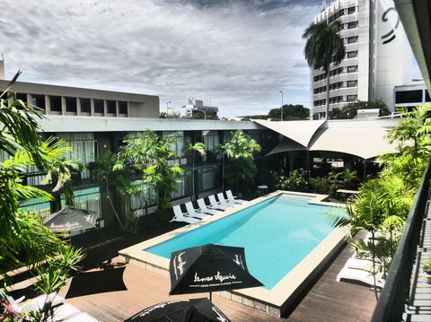 The Cavenagh - Accommodation Noosa 0