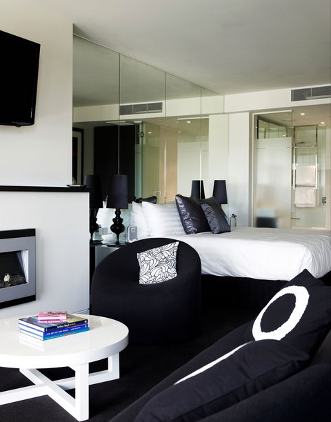 The Cullen - Accommodation Noosa 3