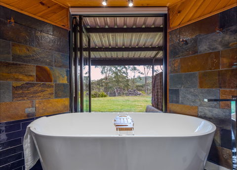 Waterfall Springs Retreat And Wildlife Sanctuary - Accommodation Noosa 7