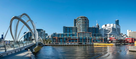 Waterfront Melbourne Apartments - Accommodation Noosa 0