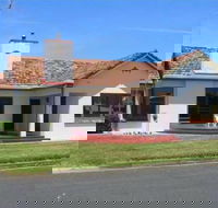 Gillian on Meylin - Accommodation Noosa