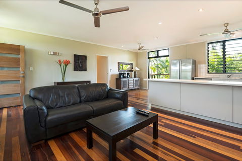 Villa Frangipani - Accommodation Noosa 1