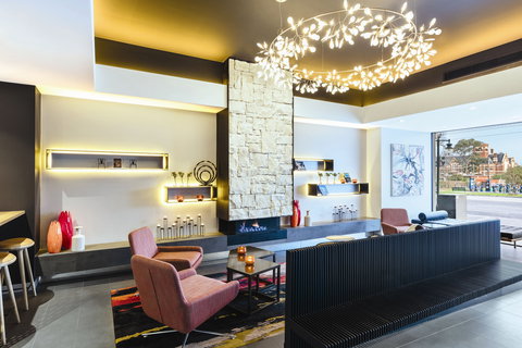 Adina Apartment Hotel St Kilda - Accommodation Noosa 0