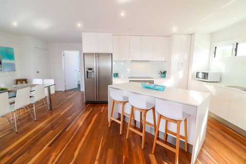 Bali St Beach House - Accommodation Noosa 1