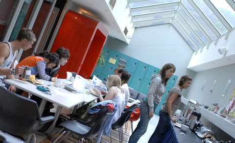 Base Backpackers St Kilda - Accommodation Noosa 2