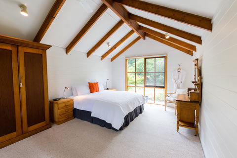 Braeside Mount Macedon Country Retreat - Accommodation Noosa 1