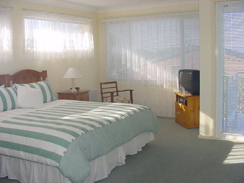 Cronulla Seabreeze Bed And Breakfast - Accommodation Noosa 2