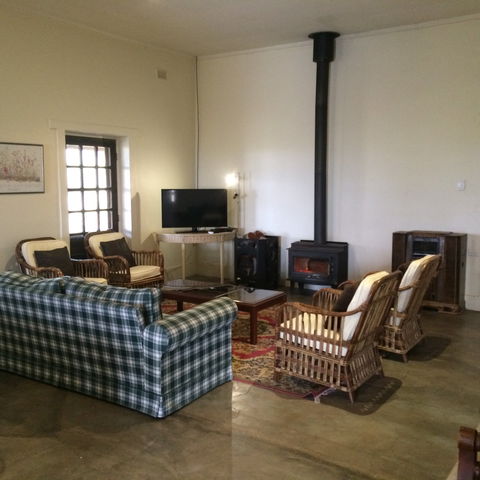 Little Paddock Homestead - Accommodation Noosa 2