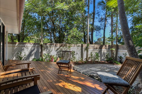 Mahogany Lodge - Accommodation Noosa 1
