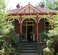 Fawkes House - Accommodation Noosa