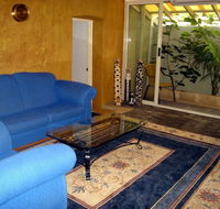 Terrace Central BB Hotel - Accommodation Noosa