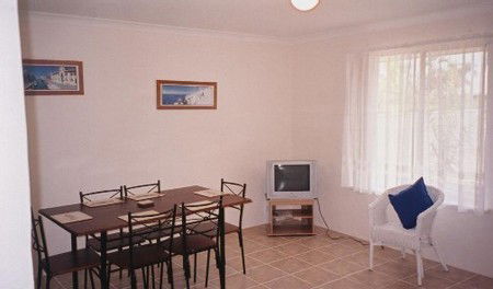 JJ's Holiday Cottages - Butler Street - Accommodation Noosa 0