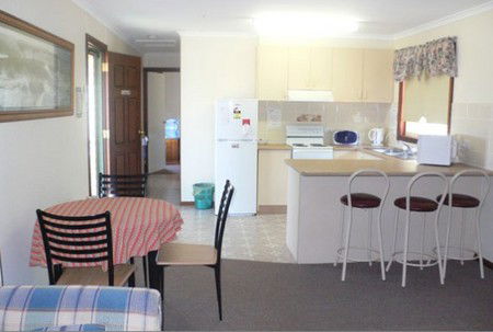 Back Obourke Accommodation - Accommodation Noosa 4