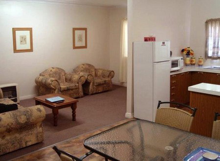 About Town Cottages - Accommodation Noosa 3