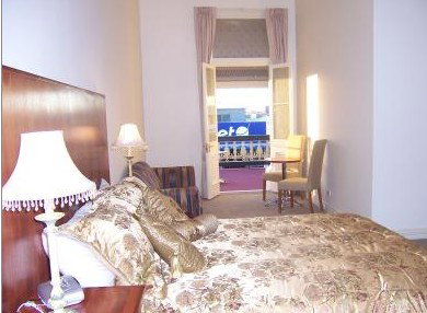 The Astra - Accommodation Noosa 3