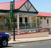 Augusta Hotel Motel - Accommodation Noosa